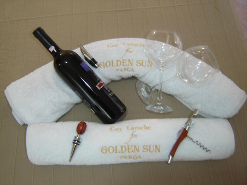 Golden Sun Apartment Parga Bilik gambar