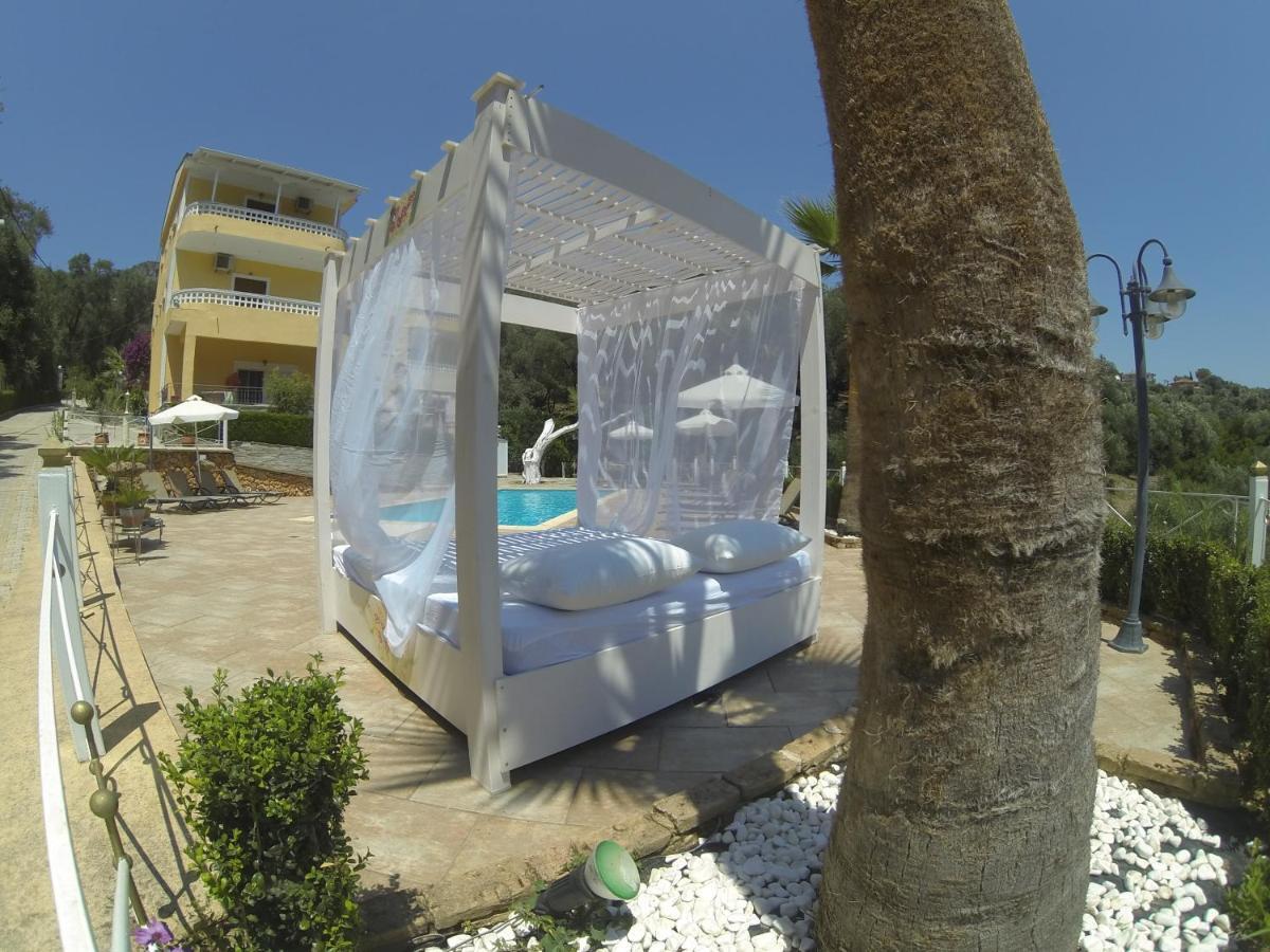 Golden Sun Apartment Parga Luaran gambar